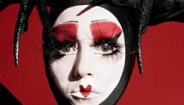 Black Widow: Sex, Bugs & A High Death Toll