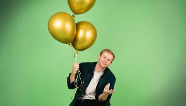 Hoani, Hoani, Hoani, Must Be Funny in a Rich Man's World