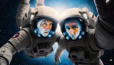 Lano & Woodley in Space